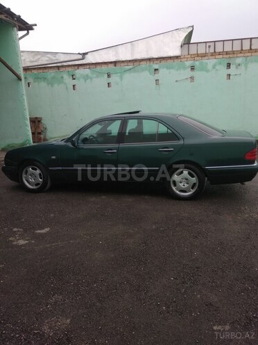 Mercedes E 230 1997, 186,742 km - 2.3 l - Sumqayıt