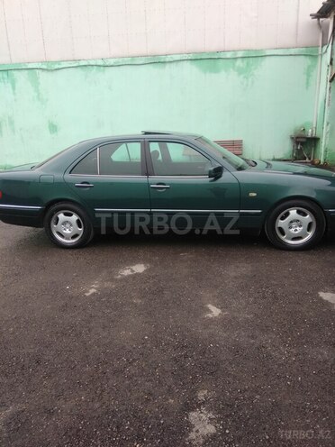 Mercedes E 230 1997, 186,742 km - 2.3 l - Sumqayıt