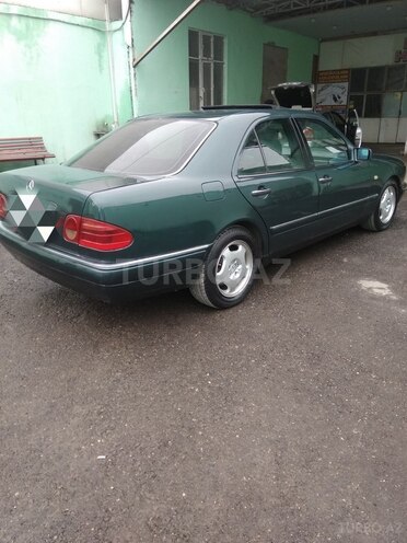 Mercedes E 230 1997, 186,742 km - 2.3 l - Sumqayıt