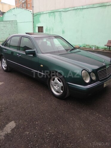 Mercedes E 230 1997, 185,632 km - 2.3 l - Sumqayıt