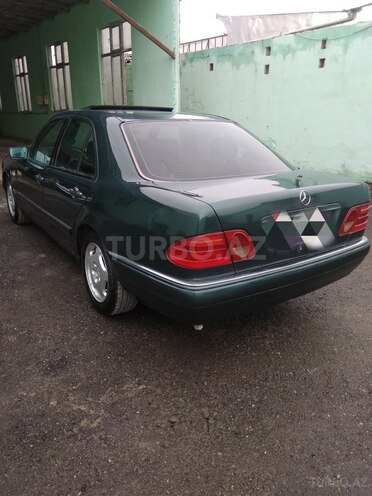 Mercedes E 230 1997, 185,632 km - 2.3 l - Sumqayıt
