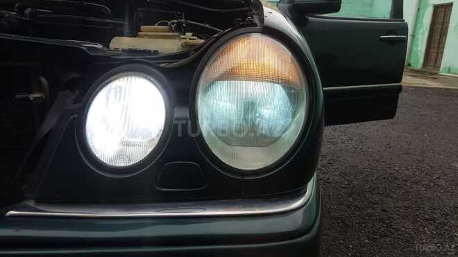 Mercedes E 230 1997, 185,632 km - 2.3 l - Sumqayıt