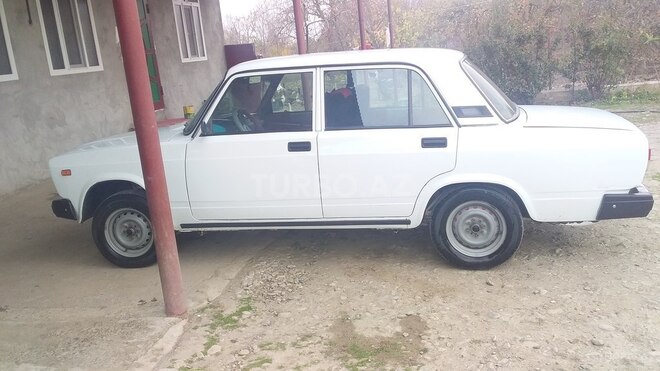 LADA (VAZ) 2107 2005, 30,000 km - 1.6 л - Füzuli
