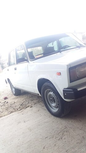 LADA (VAZ) 2107 2005, 30,000 km - 1.6 л - Füzuli
