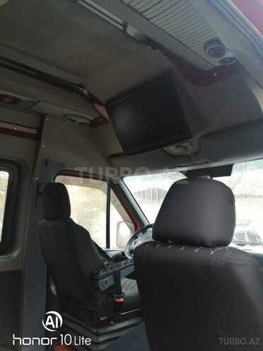 Mercedes Sprinter 412 1998, 68,000 km - 2.9 л - Qax