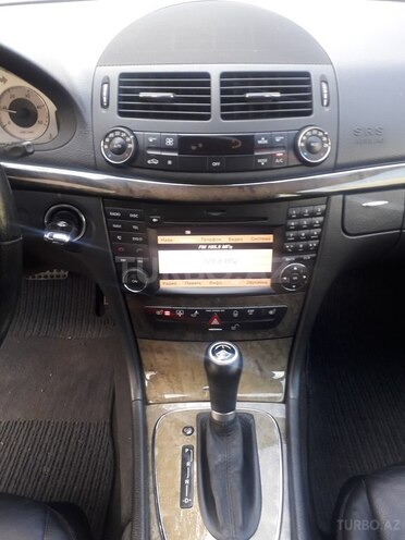 Mercedes E 220 2007, 201,000 km - 2.2 l - Bakı