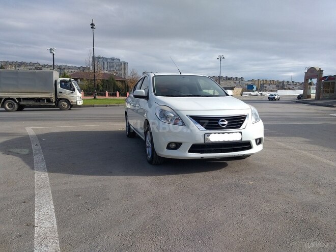 Nissan Sunny 2013, 192,000 km - 1.5 л - Bakı