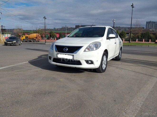 Nissan Sunny 2013, 192,000 km - 1.5 л - Bakı