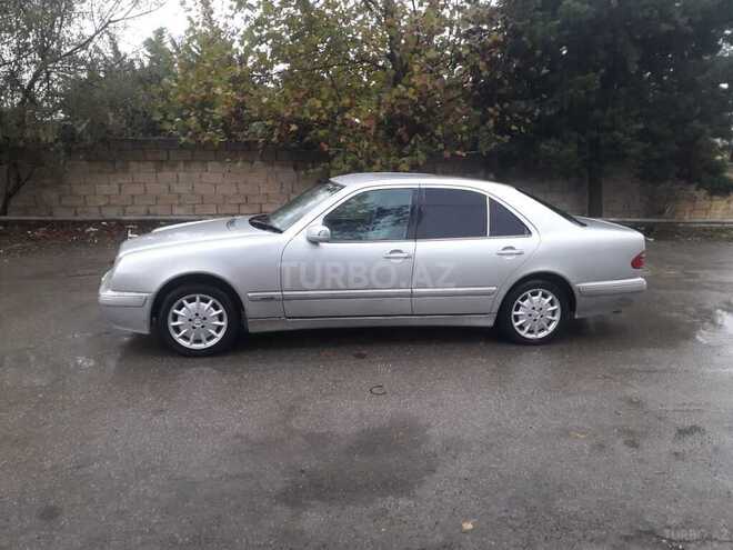 Mercedes E 240 2000, 253,652 km - 2.4 l - Bakı