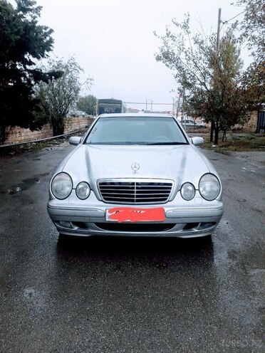 Mercedes E 240 2000, 253,652 km - 2.4 l - Bakı