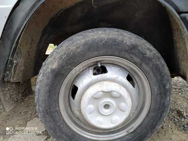 GAZ 33021 1998, 200,000 km - 2.4 l - Saatlı