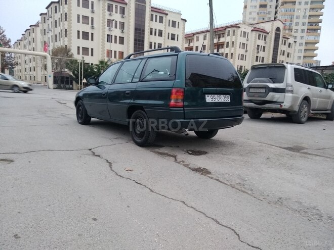 Opel Astra 1997, 318,000 km - 1.6 l - Bakı