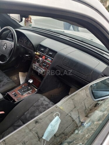 Mercedes C 220 2000, 315,000 km - 0.2 л - Bakı