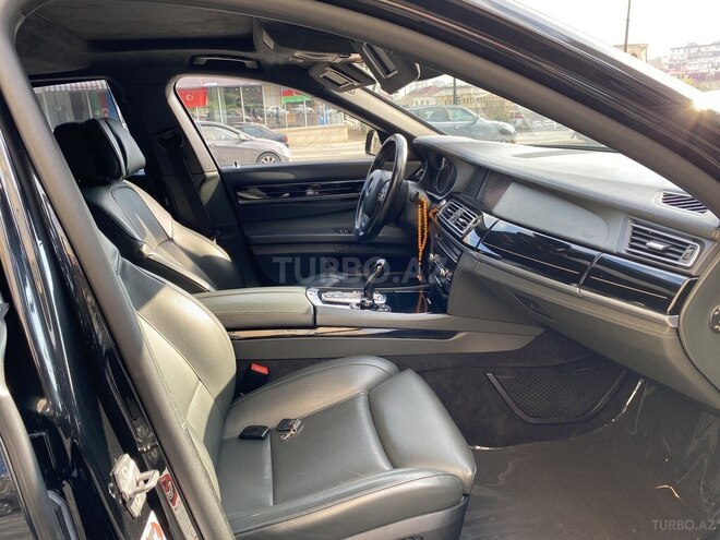 BMW 760 2011, 126,000 km - 6.0 l - Bakı