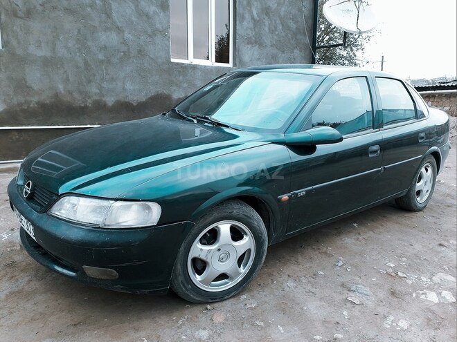 Opel Vectra 1998, 1 km - 1.8 л - Qazax