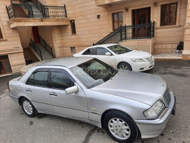 Mercedes C 200 1999, 279,811 km - 2.0 l - Bakı