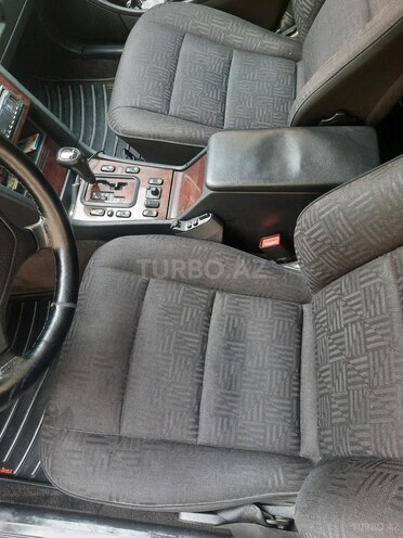 Mercedes C 200 1999, 279,811 km - 2.0 l - Bakı