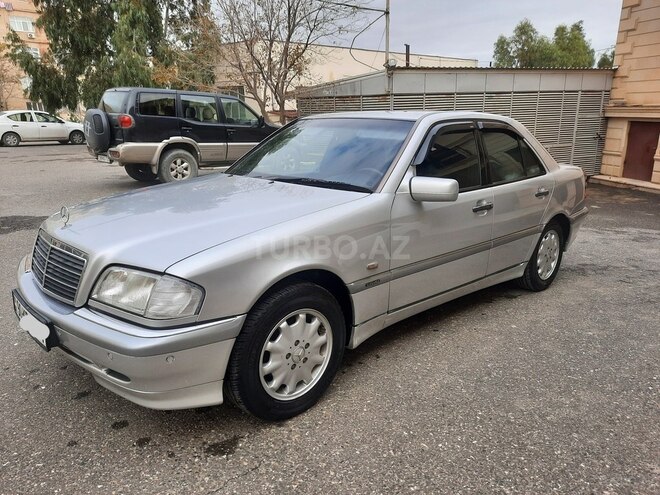 Mercedes C 200 1999, 279,811 km - 2.0 l - Bakı
