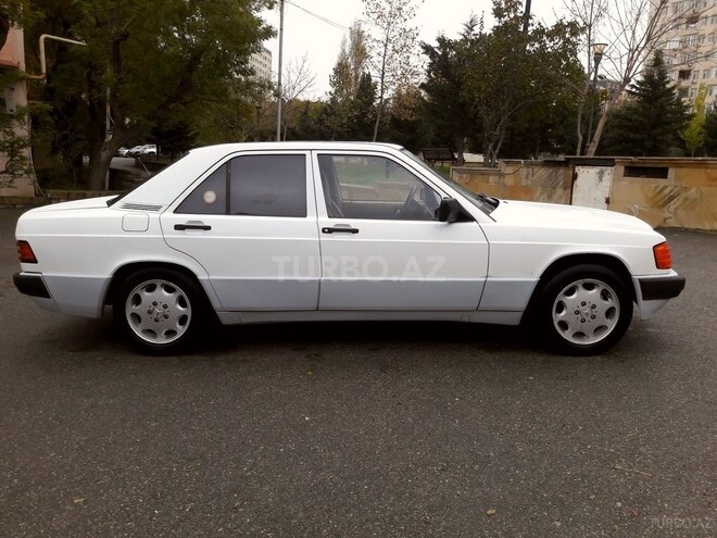 Mercedes 190 1990, 385,632 km - 2.0 l - Bakı