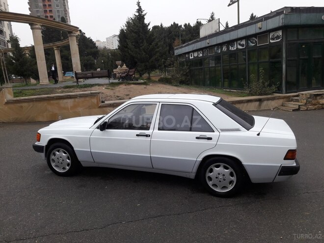 Mercedes 190 1990, 385,632 km - 2.0 l - Bakı