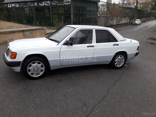 Mercedes 190 1990, 385,632 km - 2.0 l - Bakı