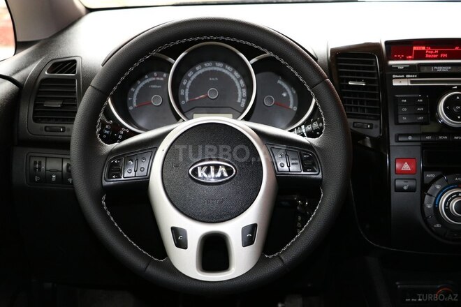 Kia  2011, 170,000 km - 1.6 l - Bakı