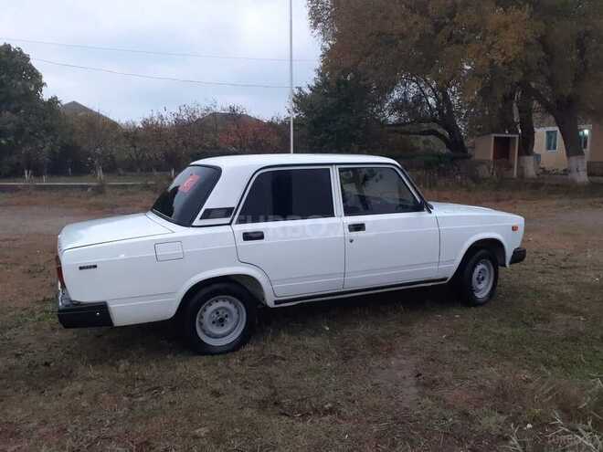 LADA (VAZ) 2107 2004, 100,000 km - 0.1 l - Sabirabad