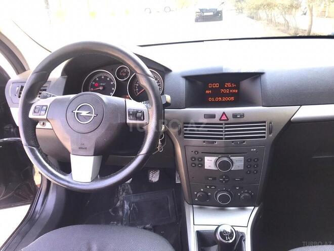 Opel Astra 2005, 200,000 km - 0.3 l - Bakı