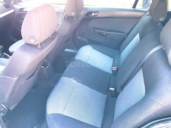 Opel Astra 2005, 200,000 km - 0.3 l - Bakı