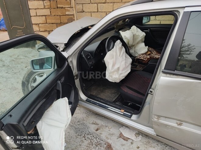 Mercedes C 180 1999, 325,805 km - 1.8 л - Bakı