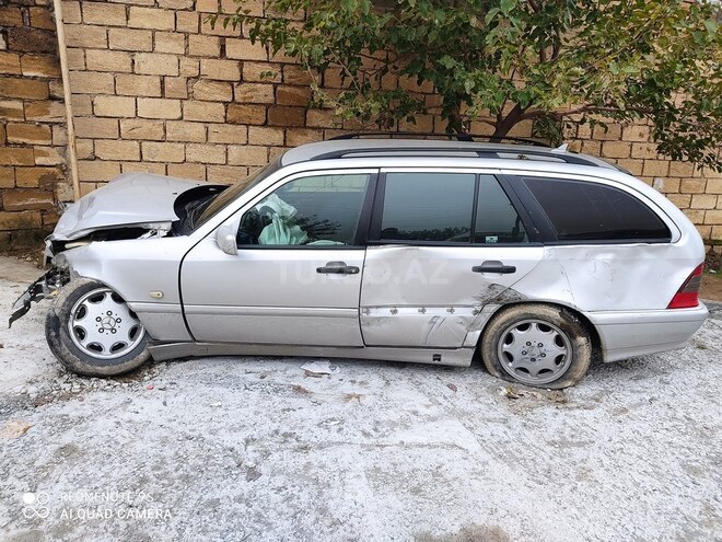 Mercedes C 180 1999, 325,805 km - 1.8 л - Bakı