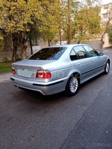 BMW 528 2000, 260,000 km - 2.8 л - Bakı