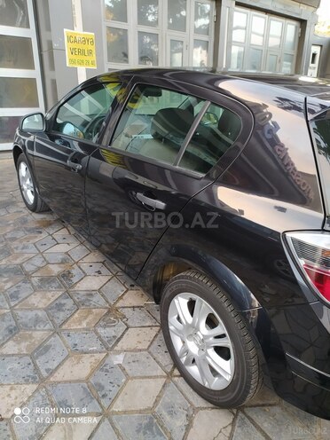 Opel Astra 2009, 17,800 km - 1.4 l - Bakı