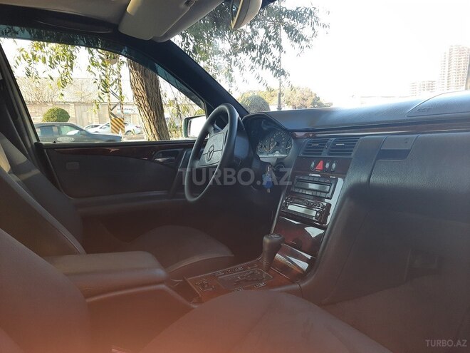 Mercedes E 200 1997, 369,850 km - 2.0 l - Bakı