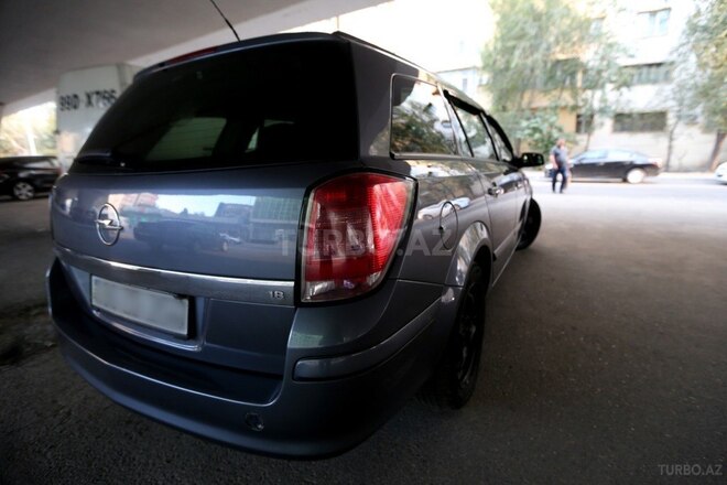 Opel Astra 2005, 225,000 km - 1.8 l - Bakı