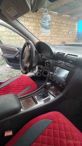 Mercedes C 240 2002, 235,148 km - 2.4 l - Gəncə