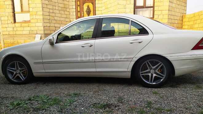 Mercedes C 240 2002, 235,148 km - 2.4 l - Gəncə