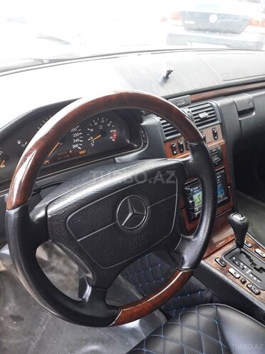 Mercedes E 320 1998, 415,000 km - 3.2 l - Bakı