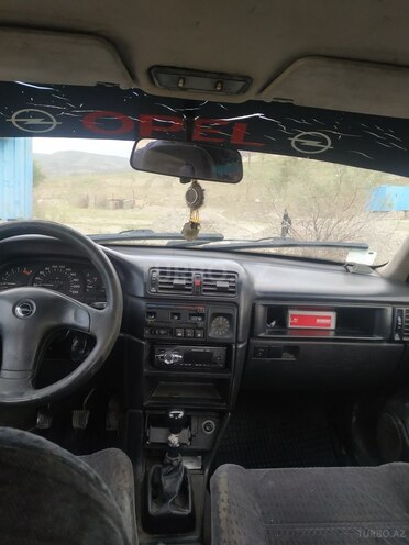 Opel Vectra 1993, 250,000 km - 1.7 л - Siyəzən