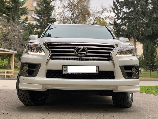Lexus LX 570 2013, 135,300 km - 5.7 l - Bakı