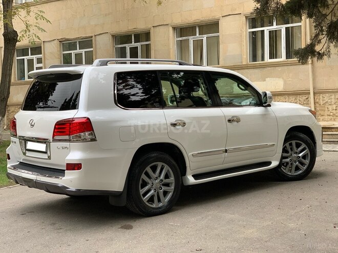 Lexus LX 570 2013, 135,300 km - 5.7 l - Bakı