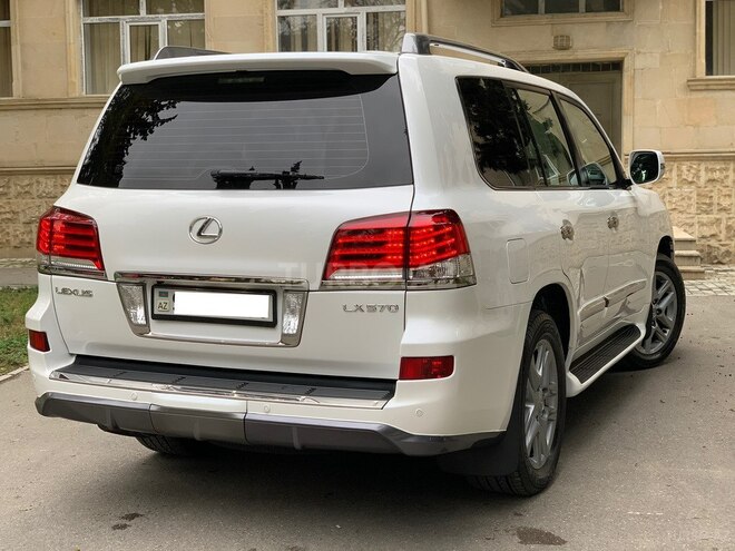 Lexus LX 570 2013, 135,300 km - 5.7 l - Bakı