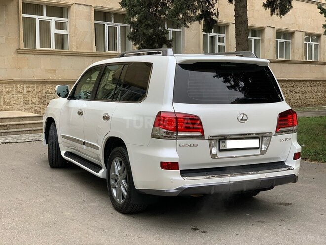 Lexus LX 570 2013, 135,300 km - 5.7 l - Bakı