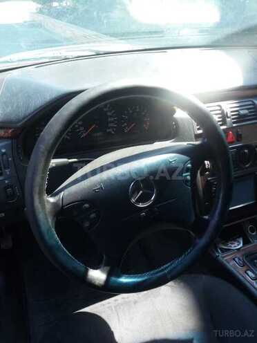 Mercedes E 180 1998, 285,000 km - 0.2 l - Bakı