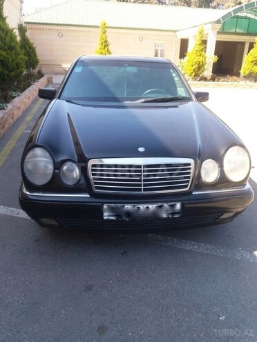 Mercedes E 180 1998, 285,000 km - 0.2 l - Bakı