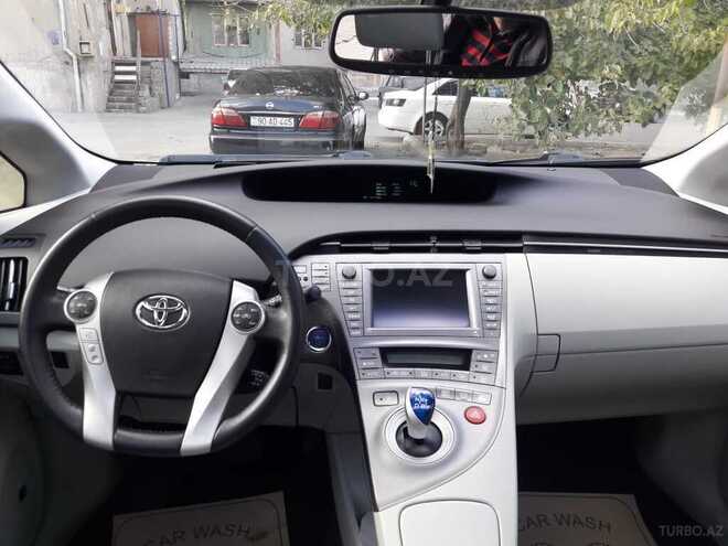 Toyota Prius 2013, 69,600 km - 1.8 l - Bakı