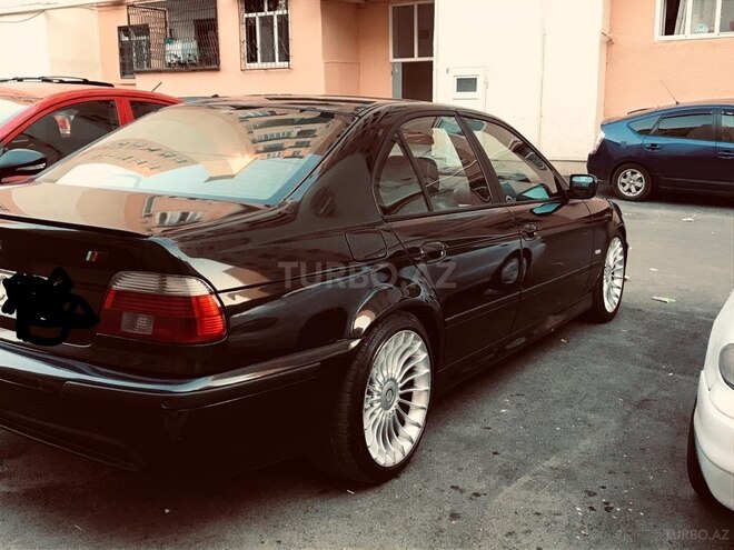 BMW 525 2003, 300,000 km - 2.5 l - Bakı