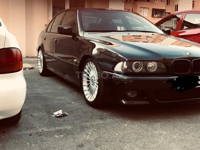 BMW 525 2003, 300,000 km - 2.5 l - Bakı