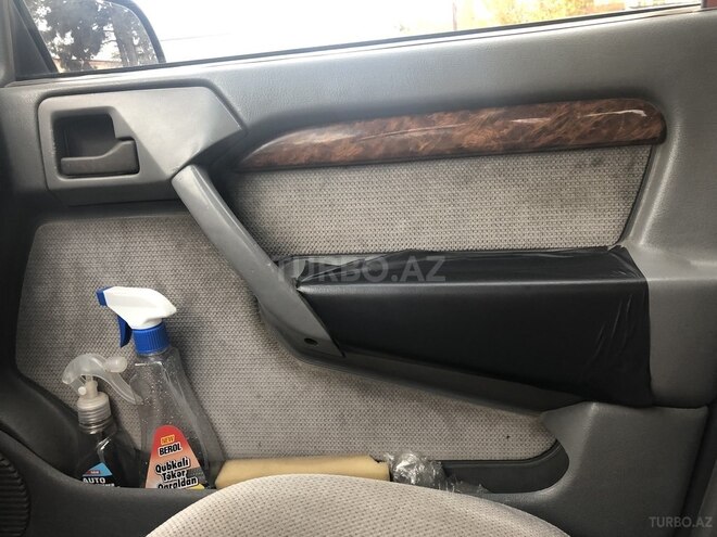 Opel Vectra 1995, 260,000 km - 1.8 l - Bakı