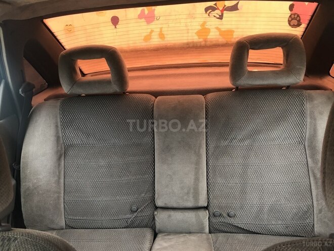 Opel Vectra 1995, 260,000 km - 1.8 l - Bakı